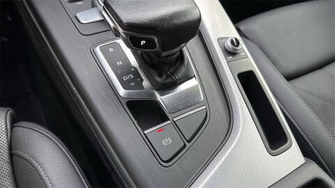 2017 Audi A4 2.0T quattro Prestige