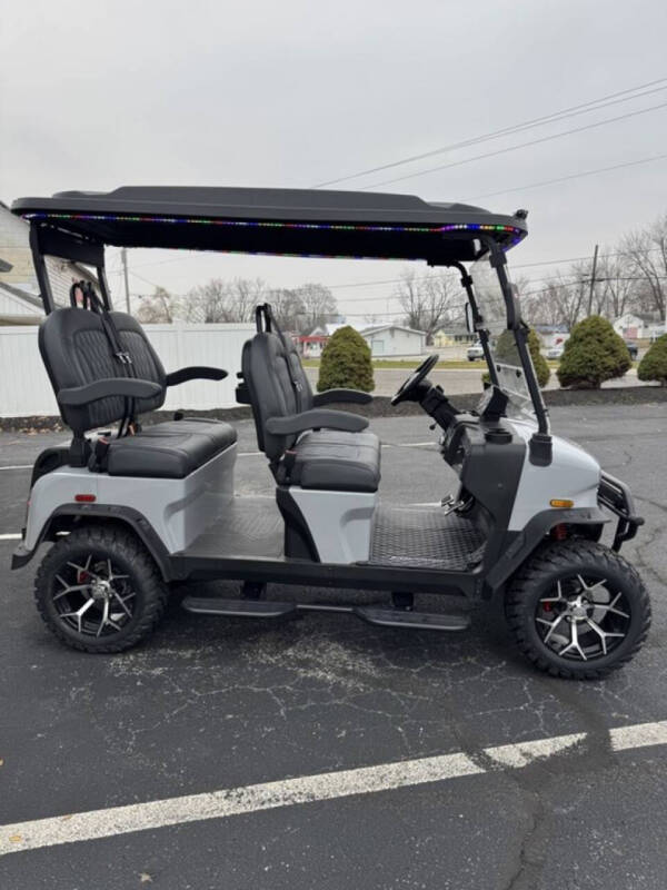 2025 Denago Rover XL