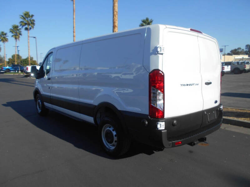 2024 Ford Transit