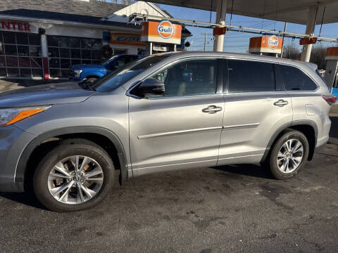 2016 Toyota Highlander LE