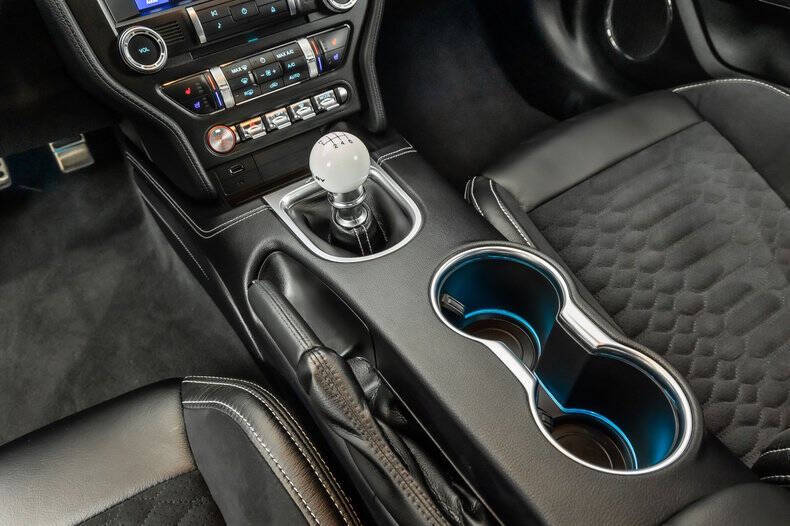 2022 Ford Mustang