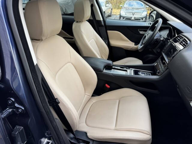 2018 Jaguar F-PACE 25t Premium