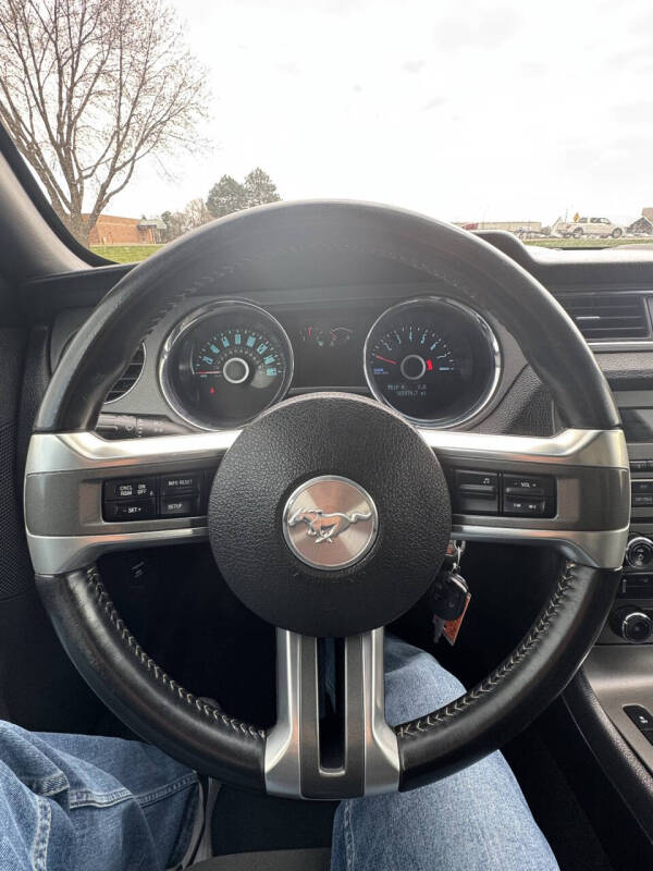 2014 Ford Mustang V6