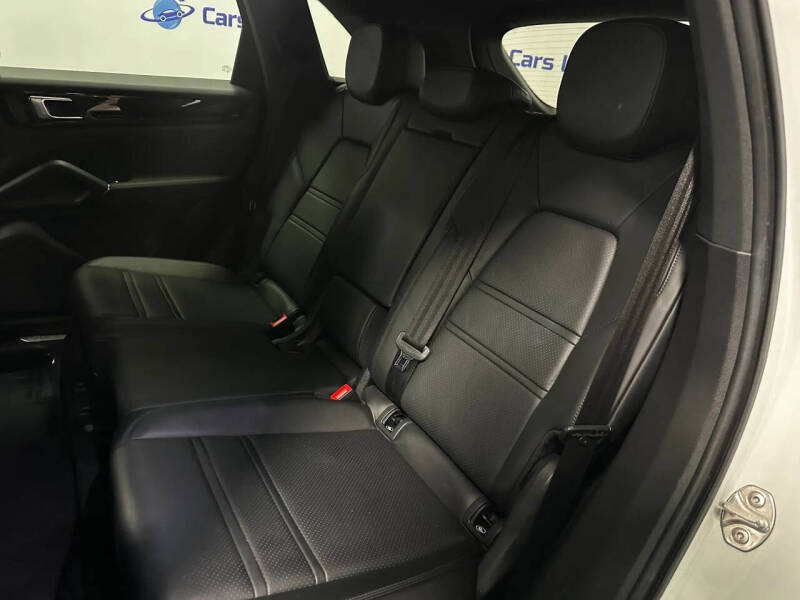 2022 Porsche Cayenne