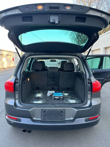 2013 Volkswagen Tiguan S 4Motion