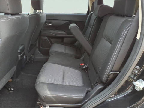 2017 Mitsubishi Outlander SE