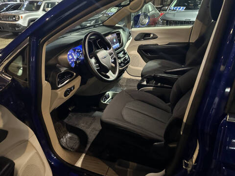 2021 Chrysler Pacifica Touring