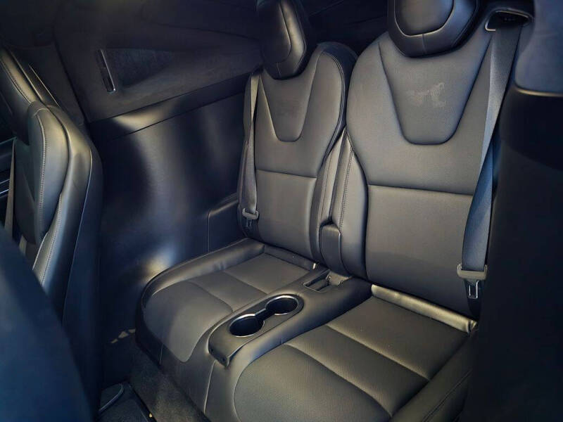 2022 Tesla Model X Plaid