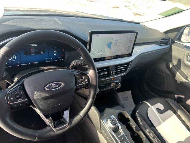 2024 Ford Escape Platinum