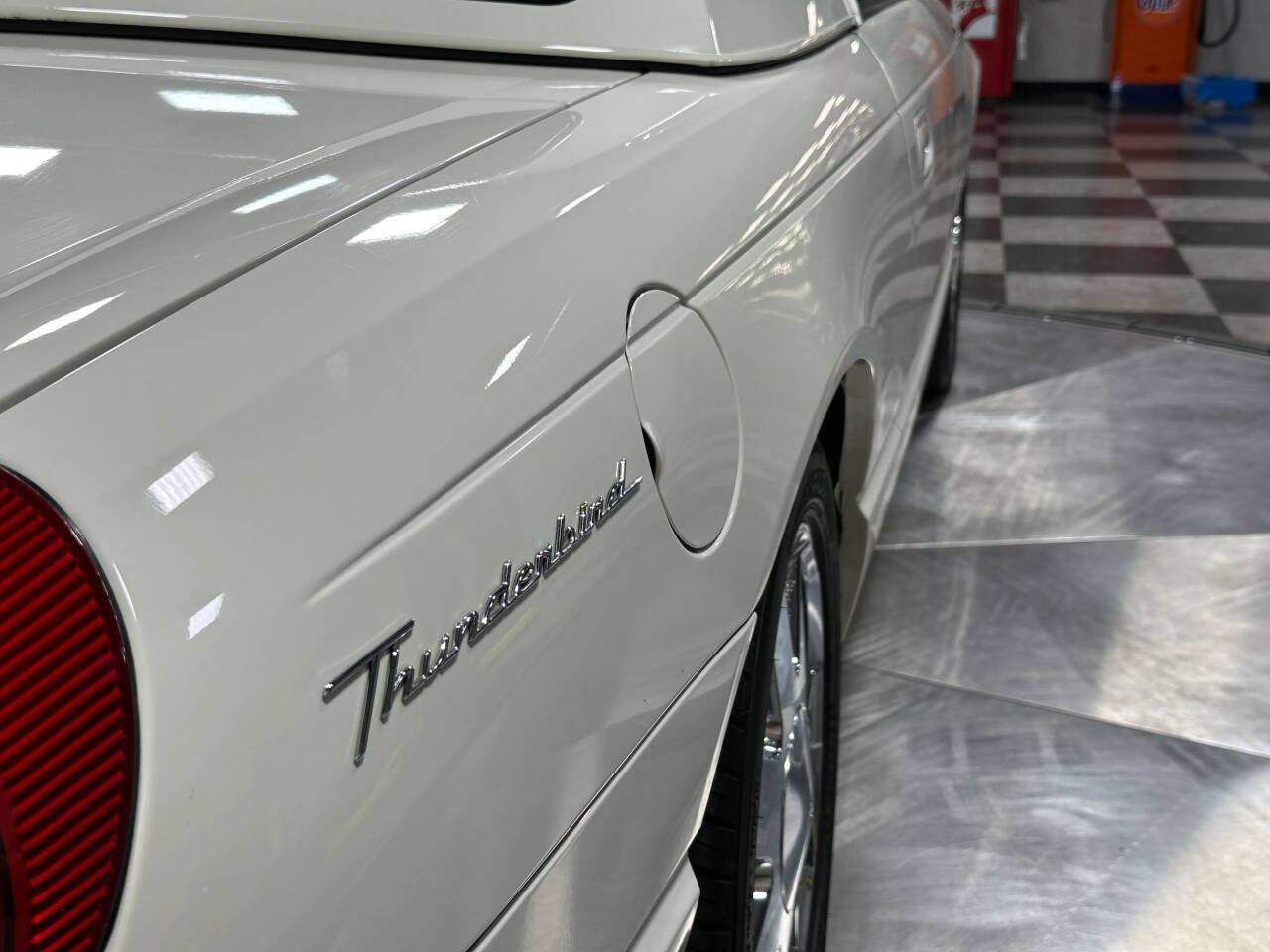 2003 Ford Thunderbird 96