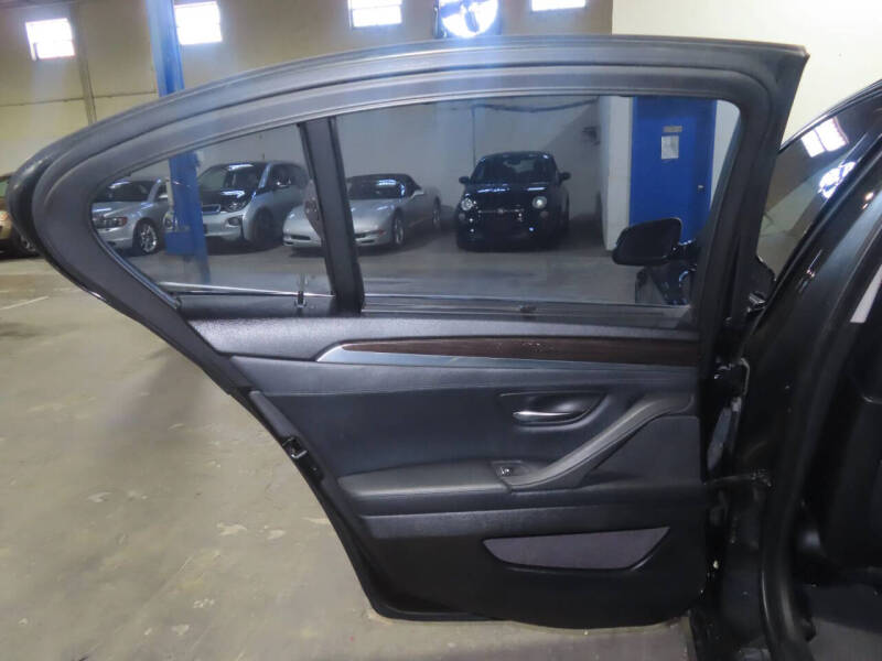 2011 BMW 5 Series 535i