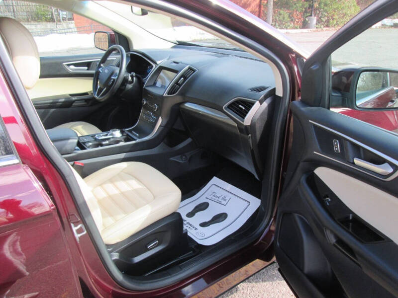 2019 Ford Edge SEL