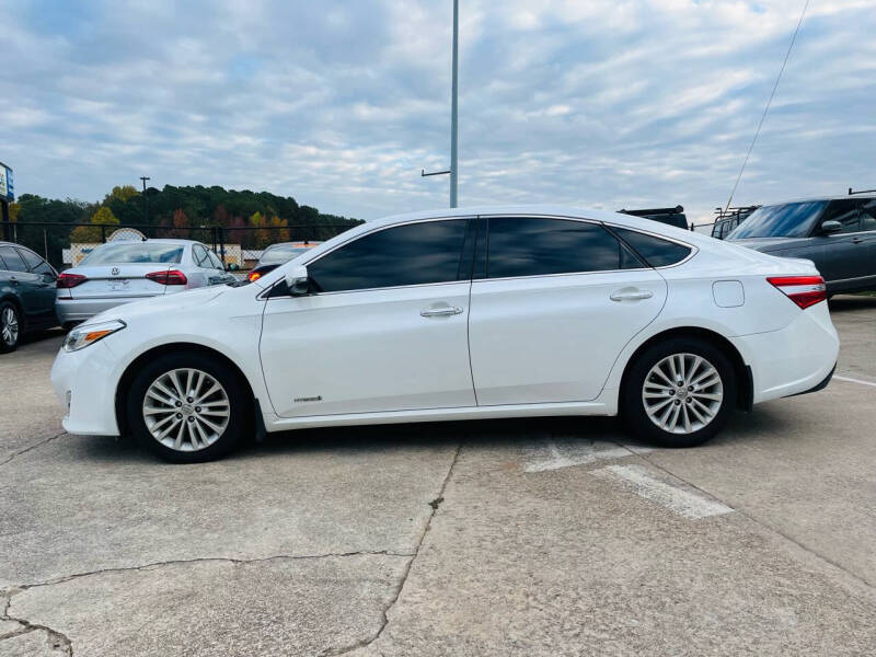 2013 Toyota Avalon Limited Hybrid photo 9