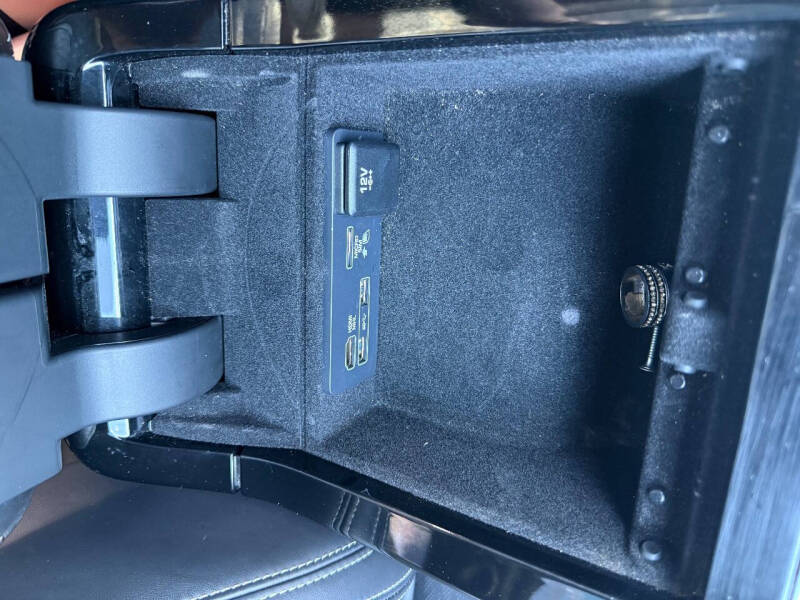 2018 Land Rover Range Rover Velar D180 R-Dynamic HSE