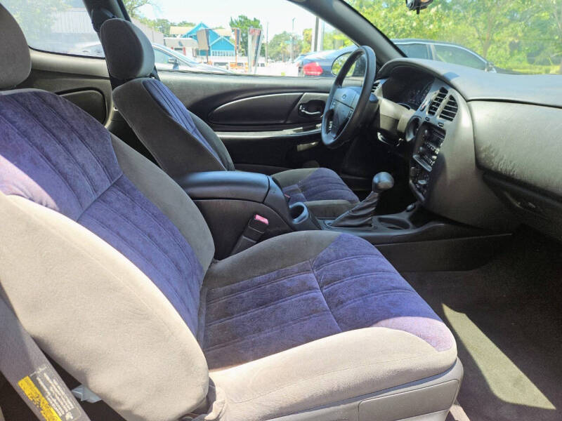 2005 Chevrolet Monte Carlo LS