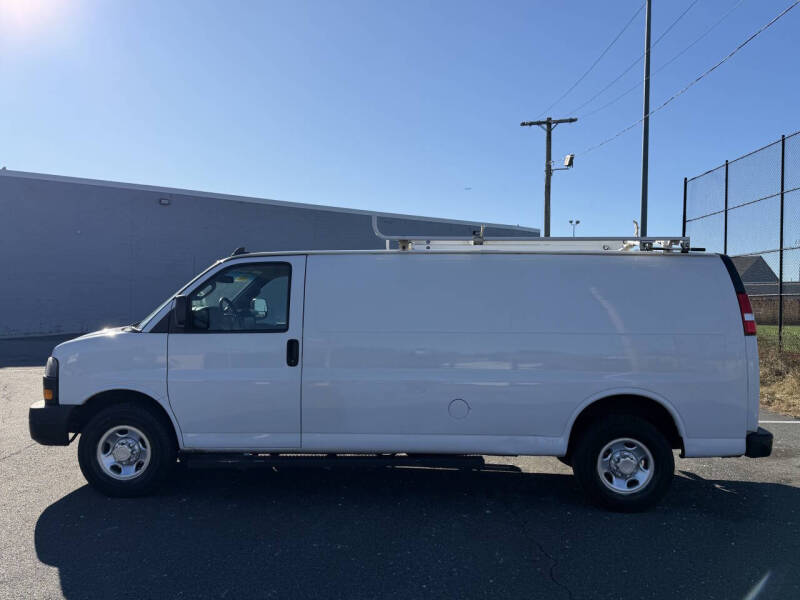 2019 Chevrolet Express 2500