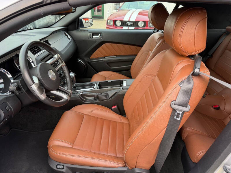 2012 Ford Mustang V6 Premium