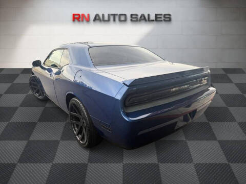 2010 Dodge Challenger SE