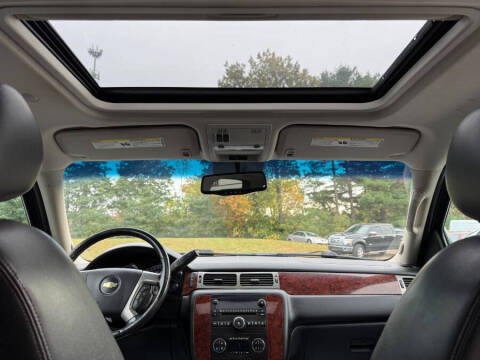 2013 Chevrolet Suburban LT 2500