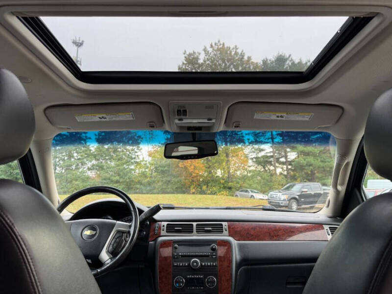 2013 Chevrolet Suburban LT 2500