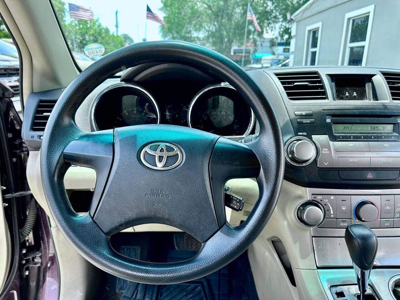 2012 TOYOTA Highlander SUV / Crossover - $16,995