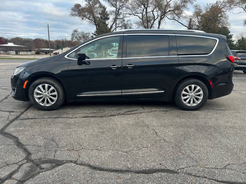 2018 Chrysler Pacifica Touring L Plus