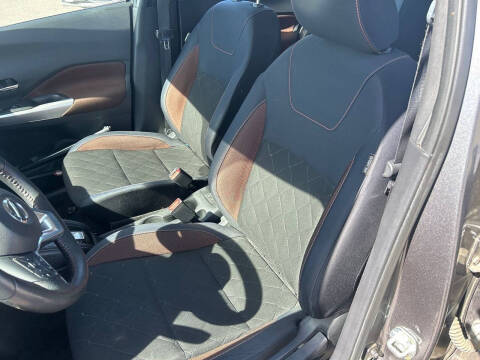 2018 Nissan Kicks SR