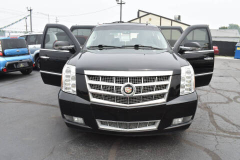 2013 Cadillac Escalade Platinum Edition
