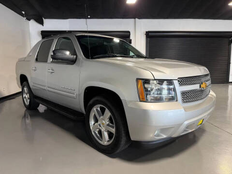 2012 Chevrolet Avalanche LS