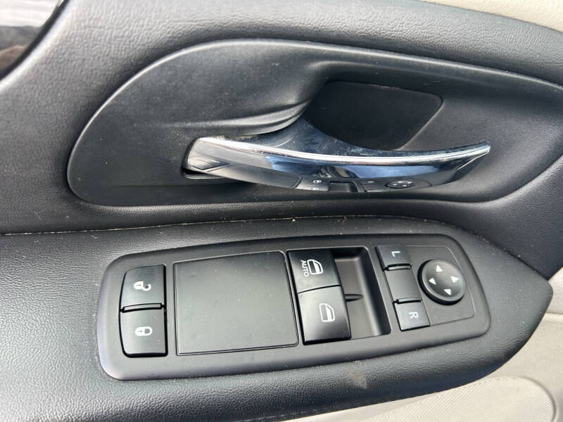 2013 Dodge Grand Caravan SE