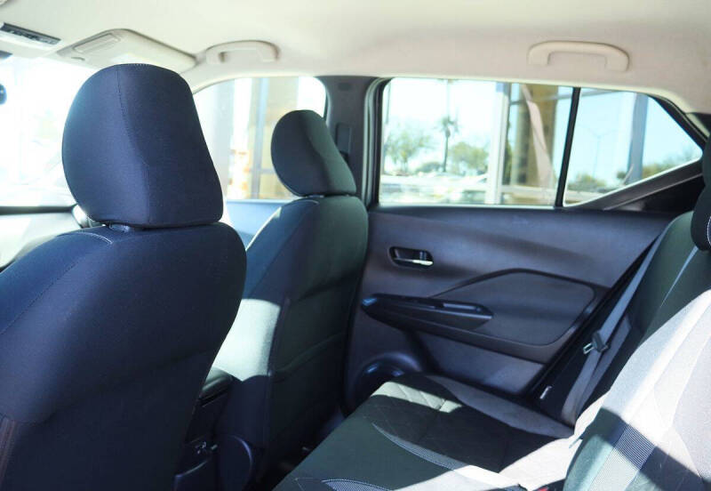 2020 Nissan Kicks SV