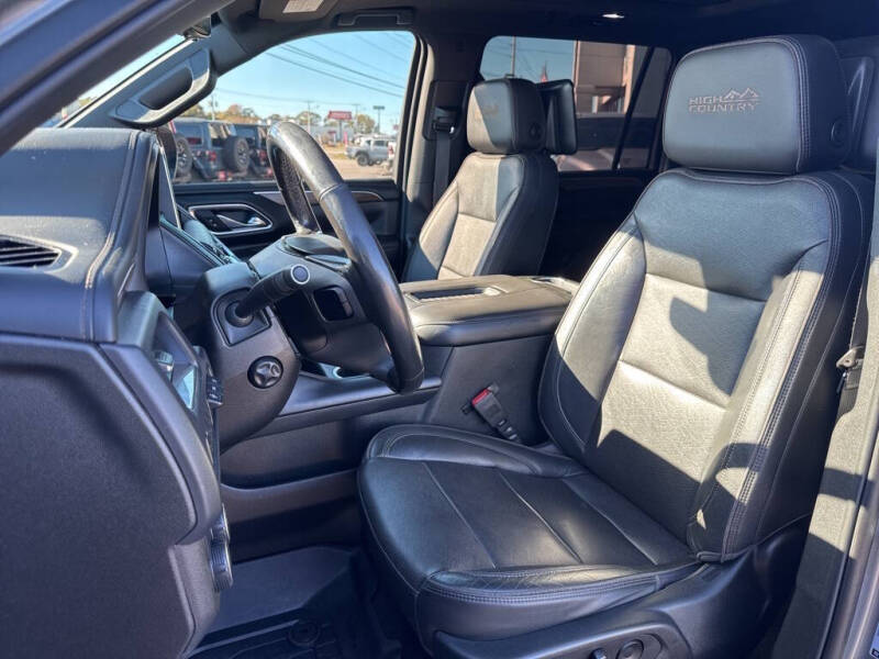 2021 Chevrolet Suburban High Country