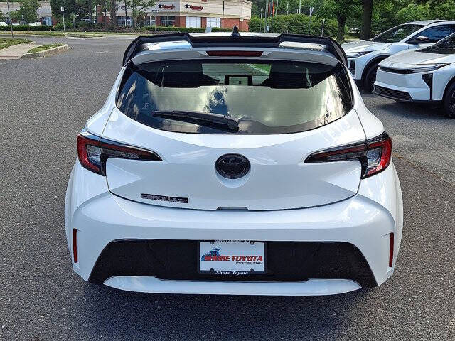 2026 Toyota Corolla Hatchback SE