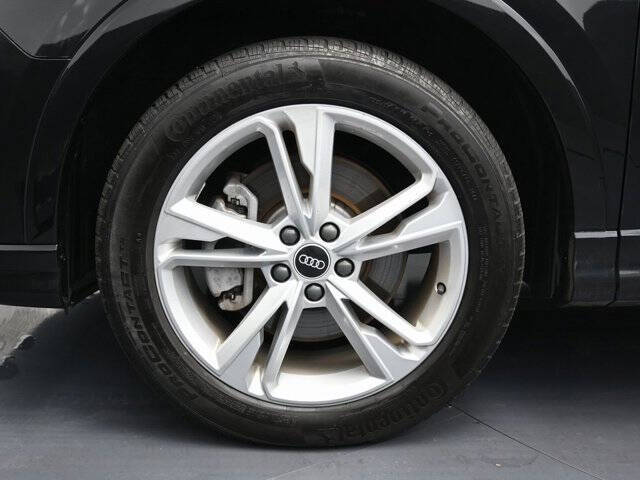 2022 Audi Q3 quattro S line Prem Plus 45 TFSI