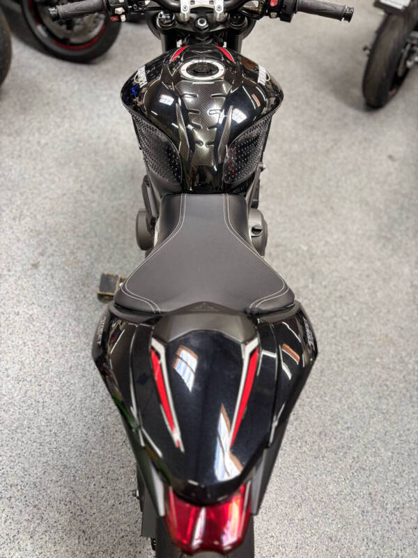 2018 Triumph Street Triple R