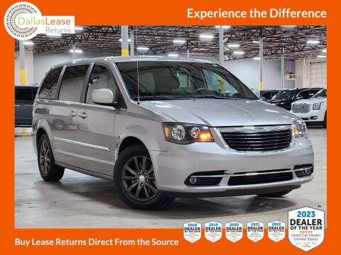 2016 Chrysler Town and Country for sale at Dallas Auto Finance in Dallas TX