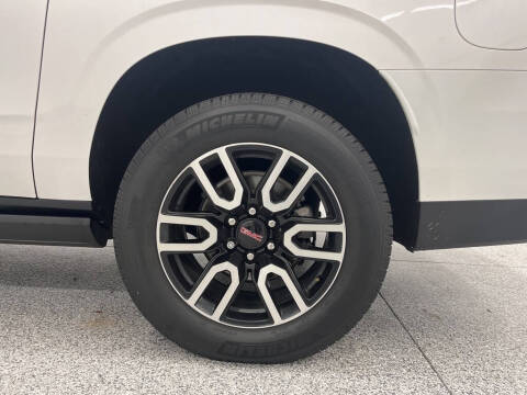 2021 GMC Yukon XL AT4