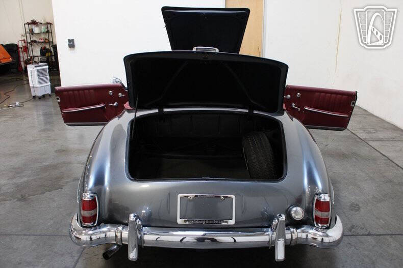 1961 Mercedes-Benz 190-Class