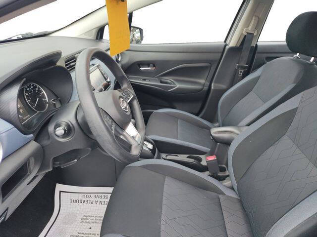 2023 Nissan Versa SV