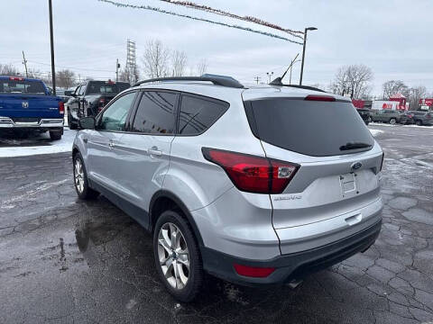 2019 Ford Escape SE