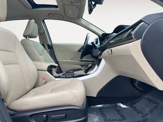 2017 Honda Accord EX-L V6 w/Navi w/Honda Sensing