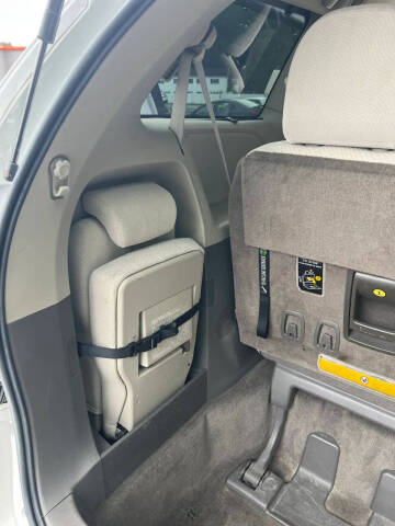 2012 Toyota Sienna