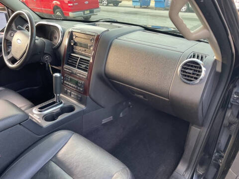 2008 Ford Explorer Limited