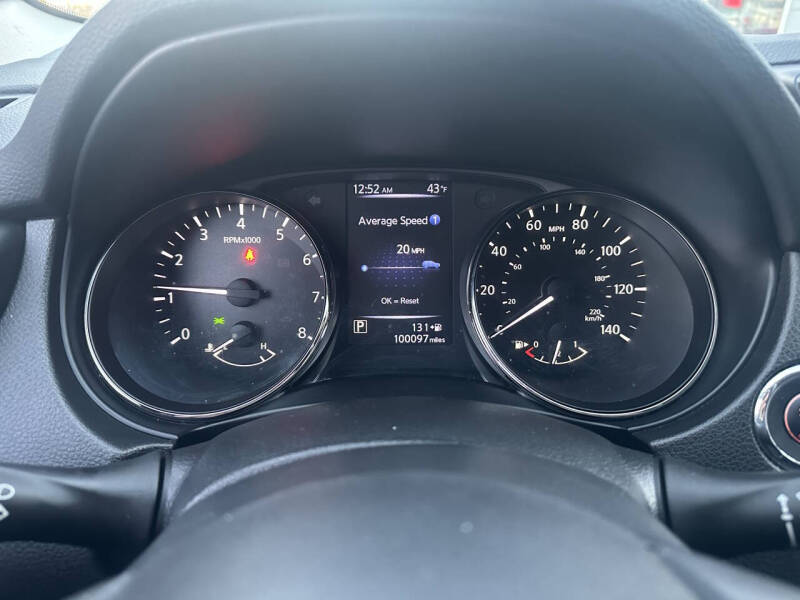 2018 Nissan Rogue Sport SV