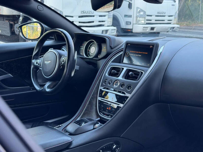 2018 Aston Martin DB11 V12