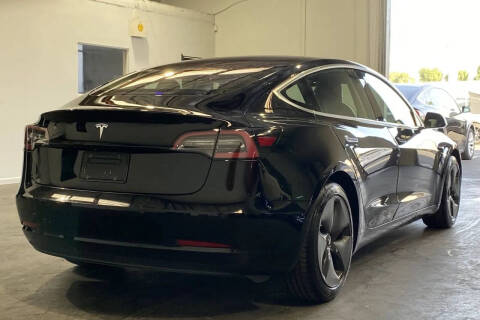 2018 Tesla Model 3 Mid Range