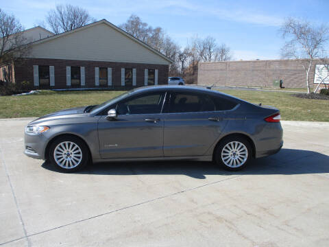 2013 Ford Fusion Hybrid for sale at Lease Car Sales 2 in Warrensville Heights OH