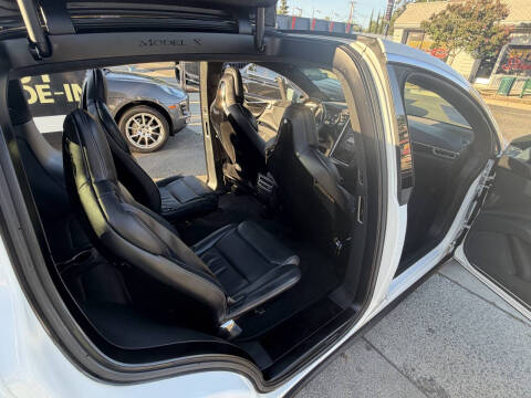 2016 Tesla Model X 75D