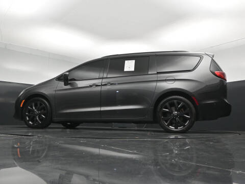 2019 Chrysler Pacifica Touring L Plus