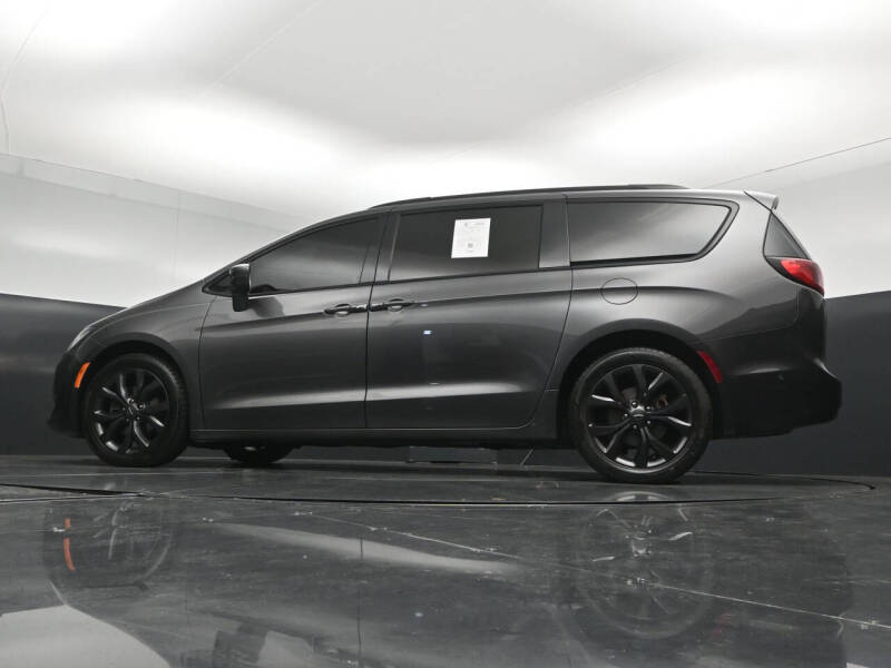 2019 Chrysler Pacifica Touring L Plus